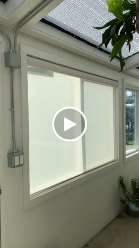 Customer video review of SmartWings Motorized Light Filtering Roller Shades 50% Blackout PVC Free Sunscreen