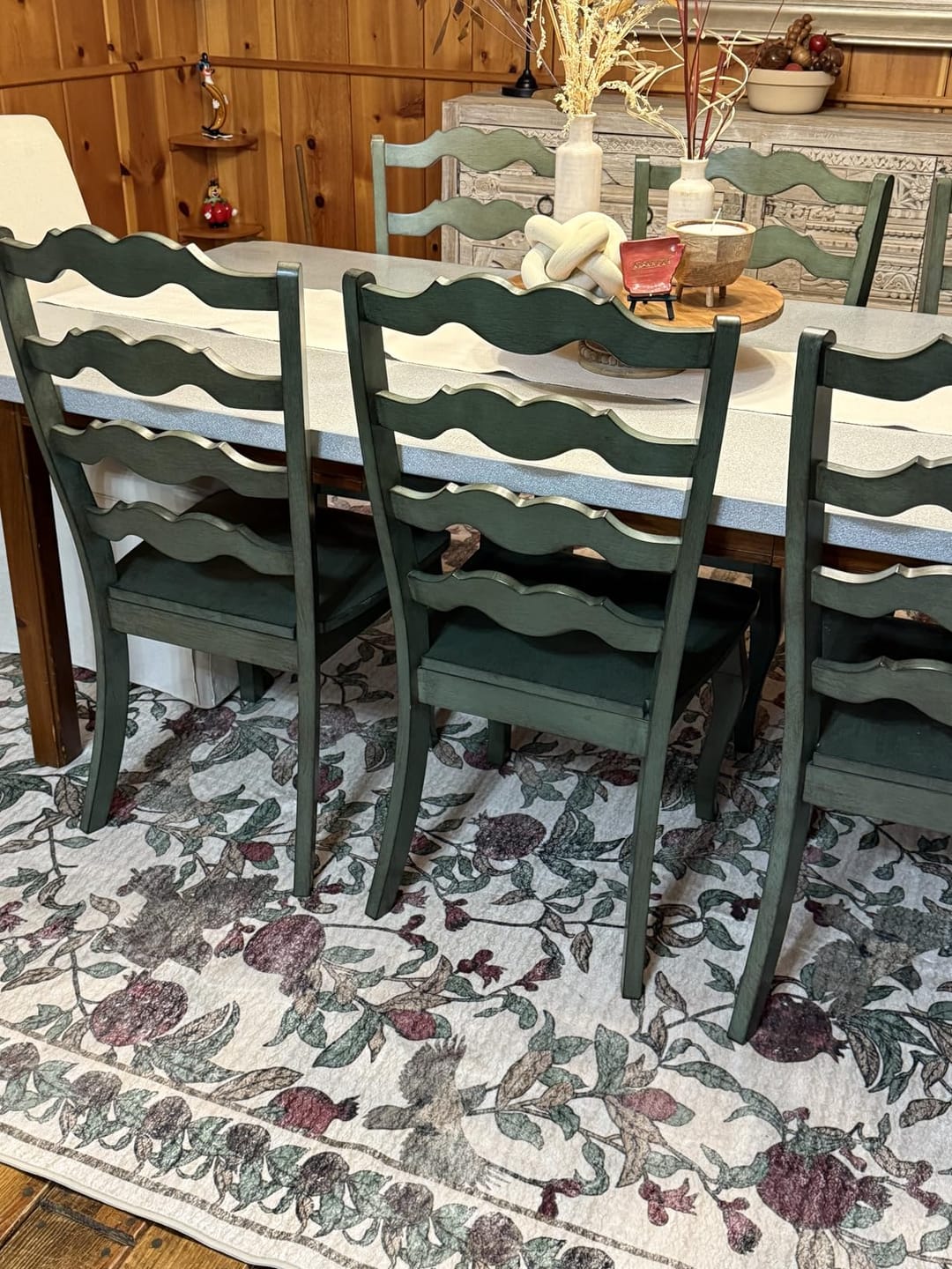 Customer photo review of Vintage Pomegranate Foliage Rug