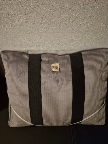 Customer photo review of Kunstleder Labels personalisiert mit Name oder Logo