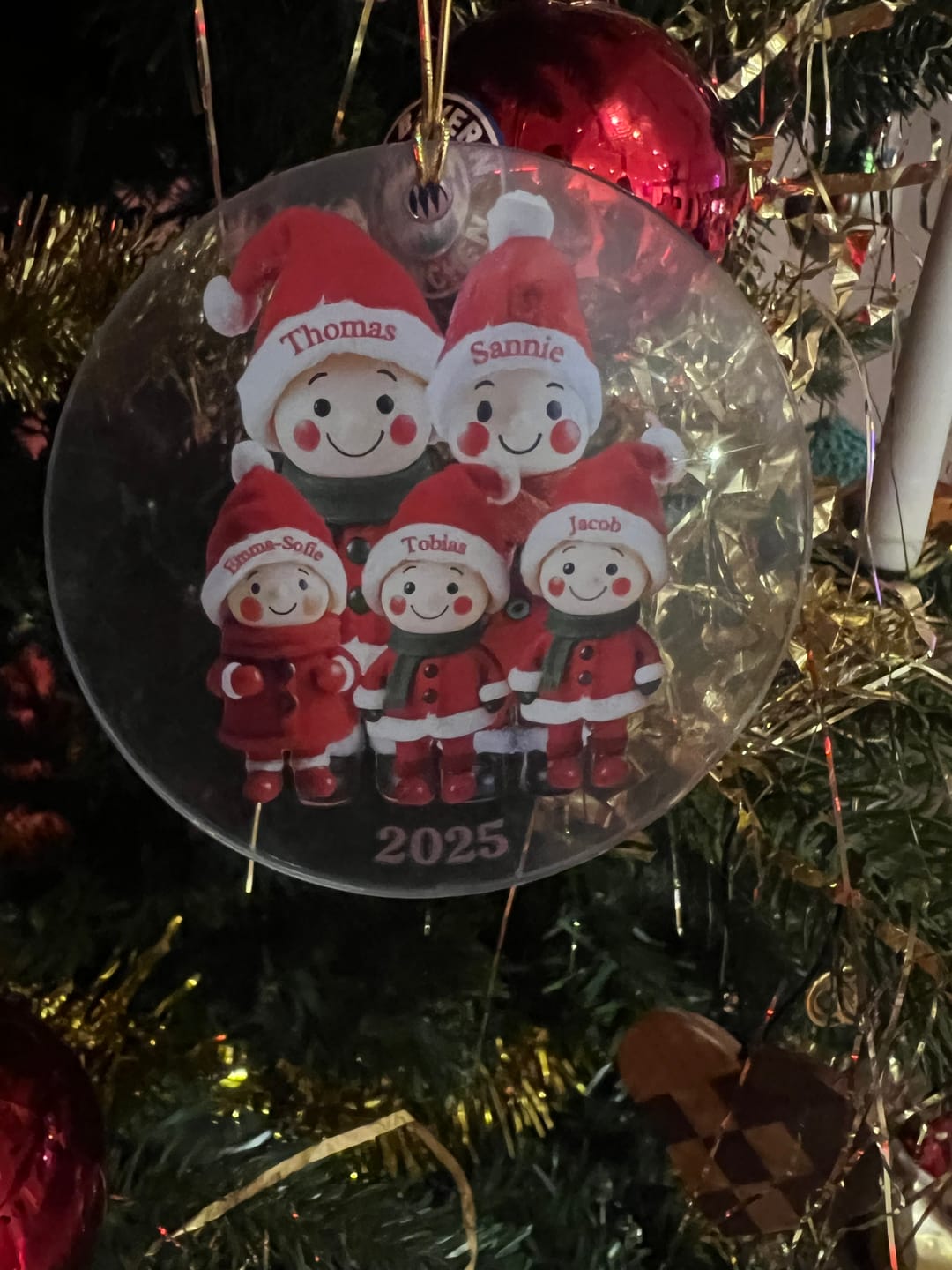 Customer photo review of Familienmitglieder mit 1-9 Personen - Personalisierter Baumschmuck