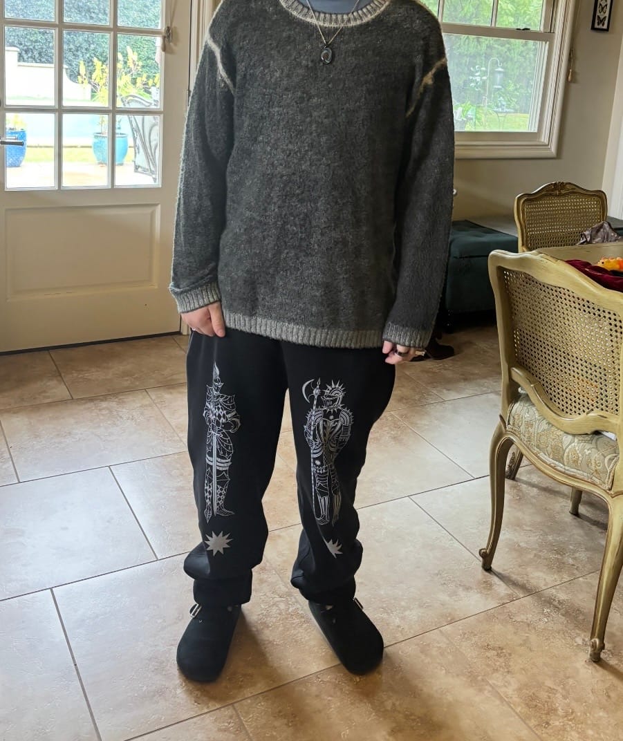 Customer photo review of Knight Relax Joggers