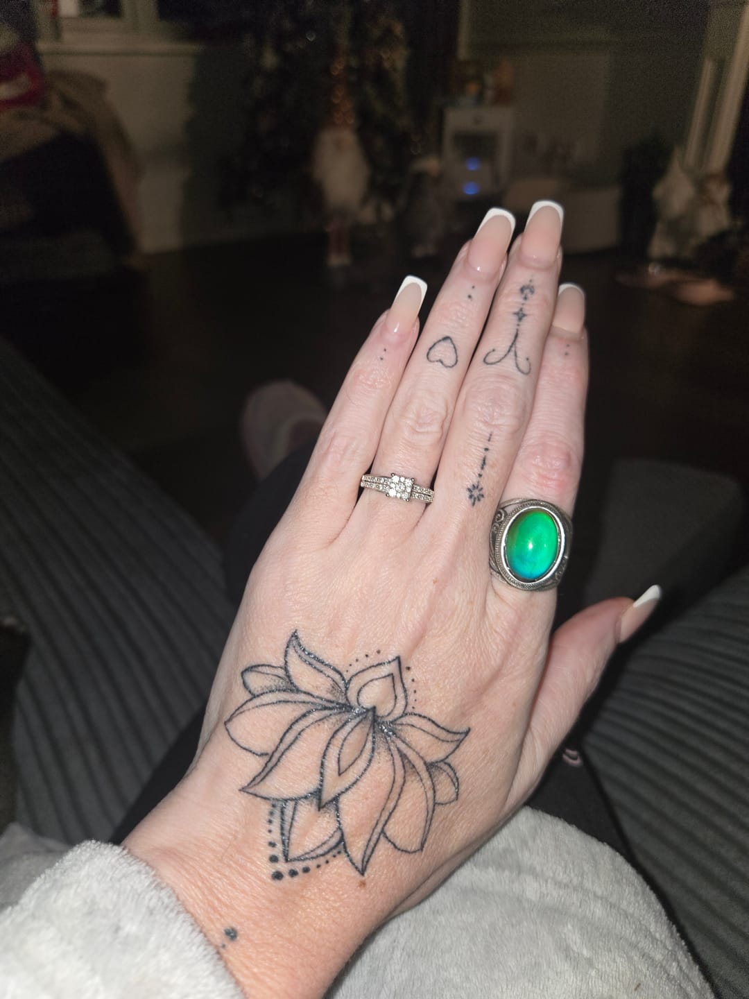 Customer photo review of New-Age Mood Ring
