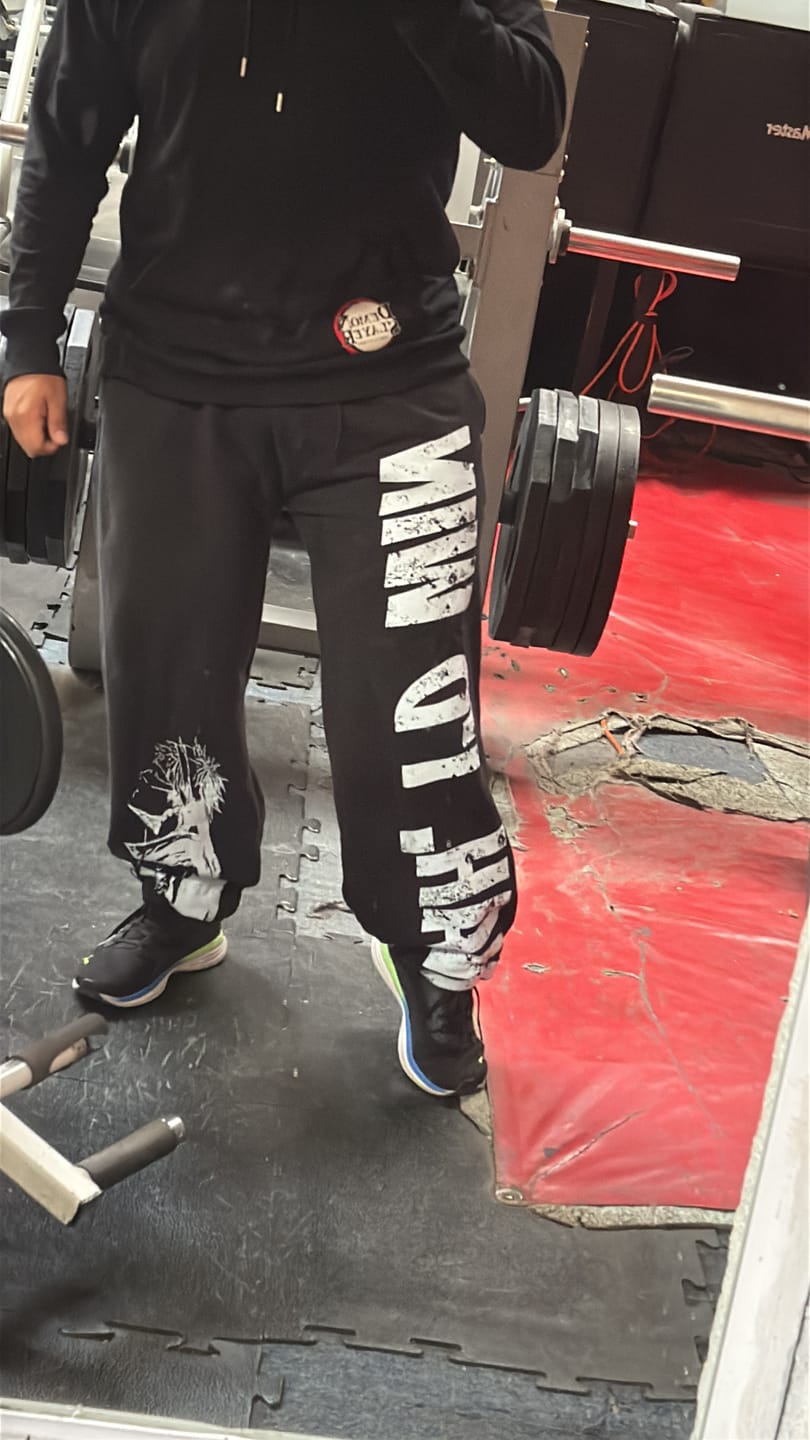 Customer photo review of Jogger Baggy Drop 05 x 01 Remastered •Gojo Satoru Jujutsu Kaisen•