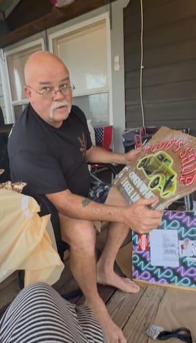 Customer photo review of TODD'S SHOP - Premium Neon Artwork