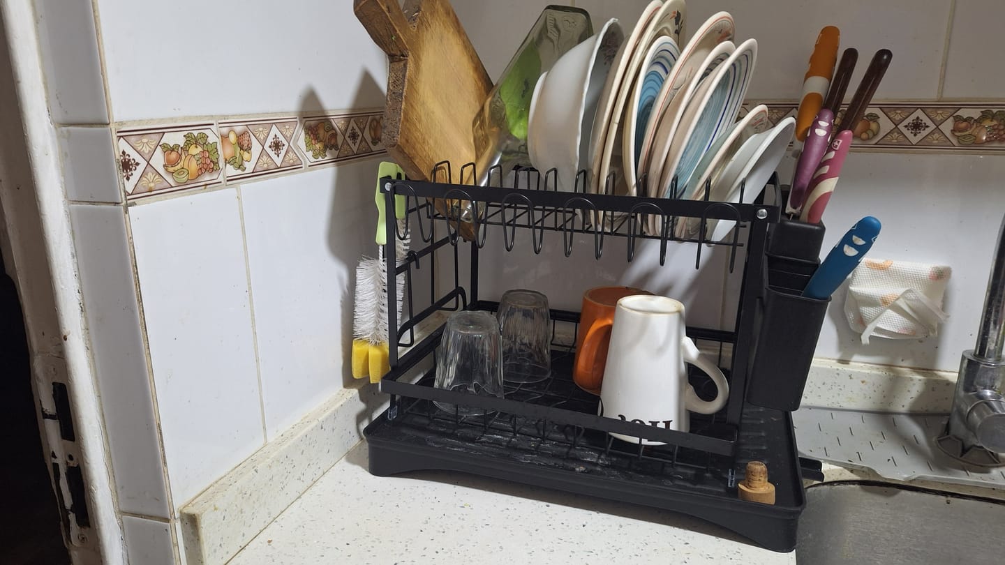 Customer photo review of Escurridor De Platos 2 Niveles Secaplatos Multifuncional