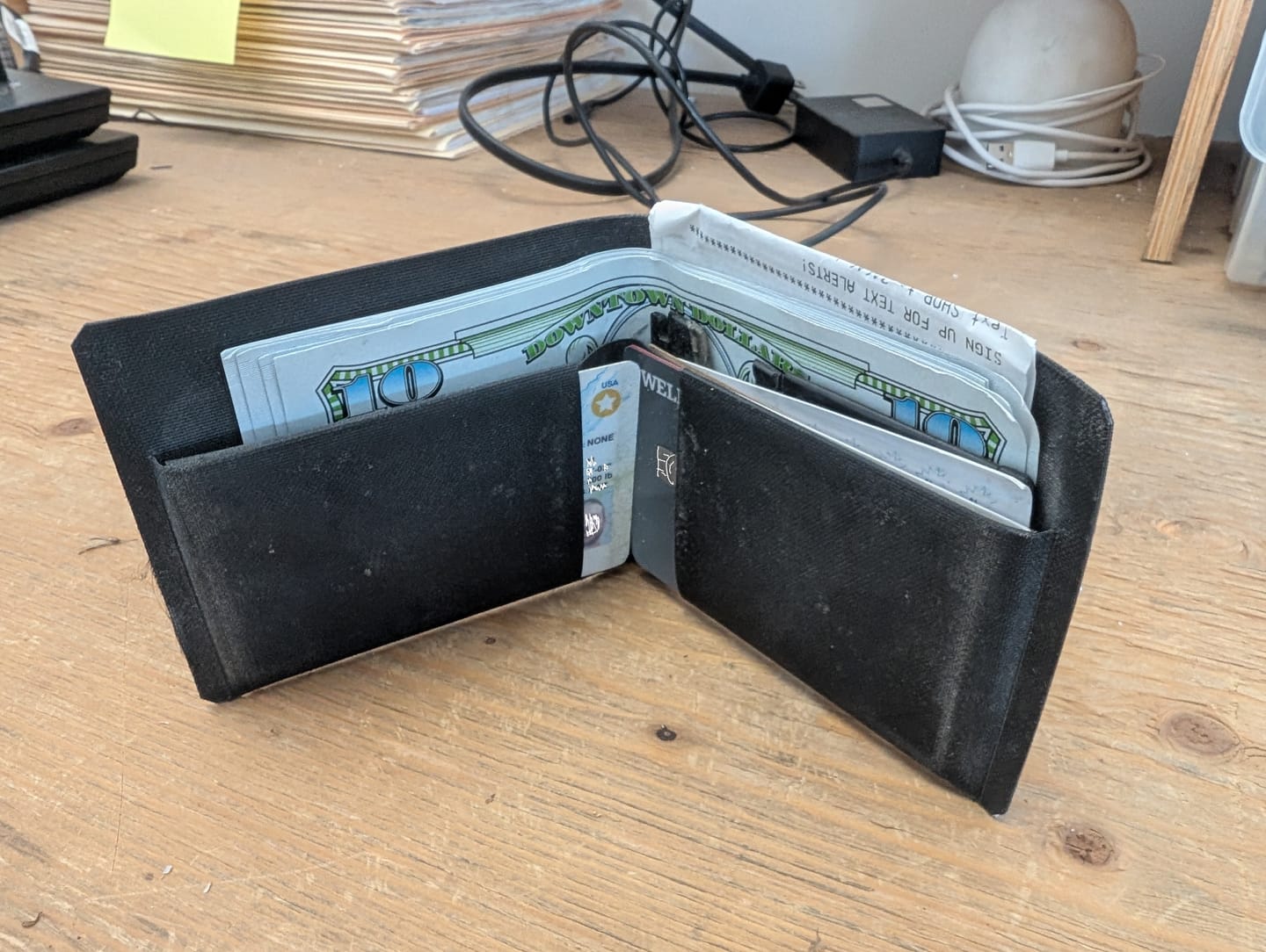 Customer photo review of ELEMENT Bifold Wallet