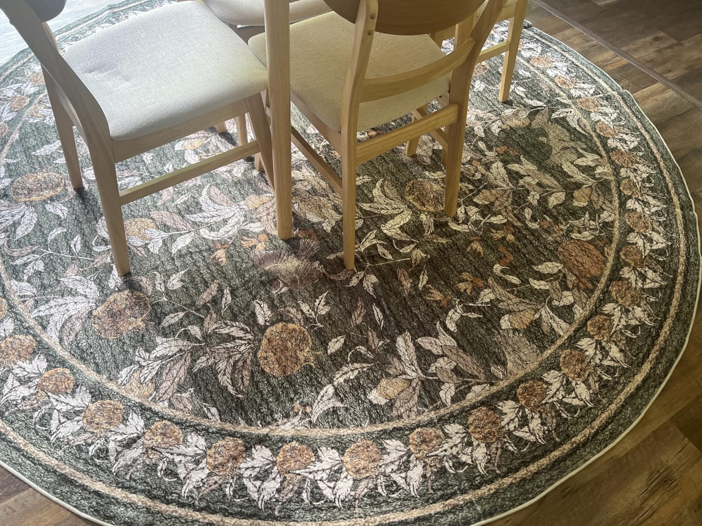Customer photo review of Vintage Pomegranate Foliage Rug