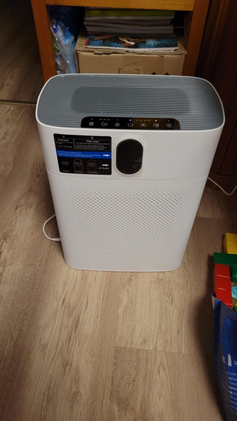 Customer photo review of Smart Air Purifier V1 Pro – Powerful HEPA Filtration with PM2.5 Sensor, App & Voice Control for Clean Indoor Air