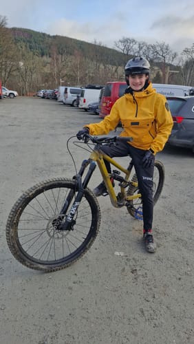 Customer photo review of Ripknot™ | Waterproof Anorak | Radiation Yella
