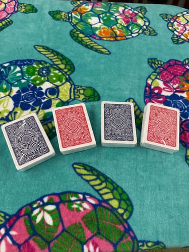 Customer photo review of Modiano Poker Playing Cards Plastic Red 2 Index