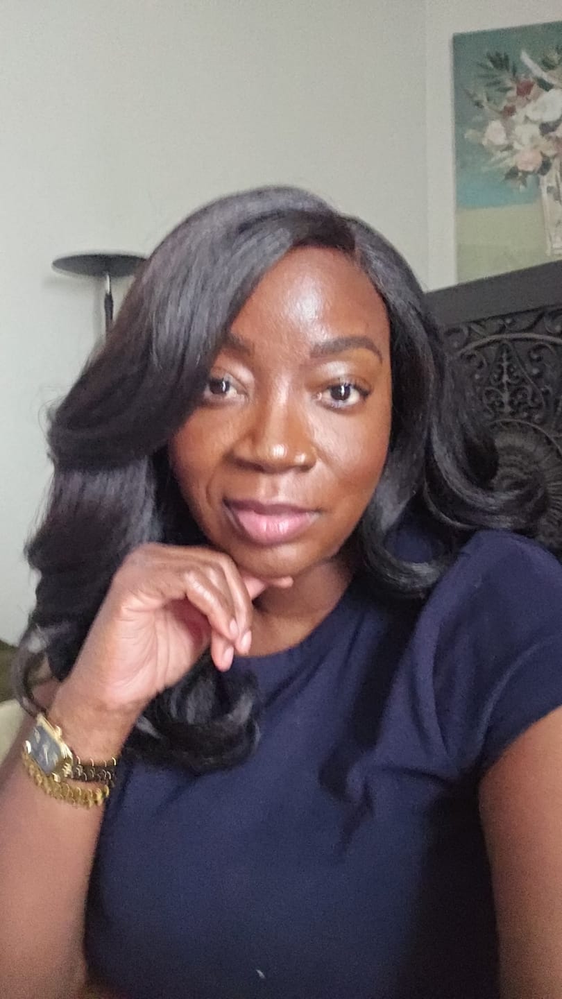 Customer photo review of Sensationnel Dashly Salt & Pepper 4" Deep Part HD Lace Front Wig - SP LACE UNIT 2