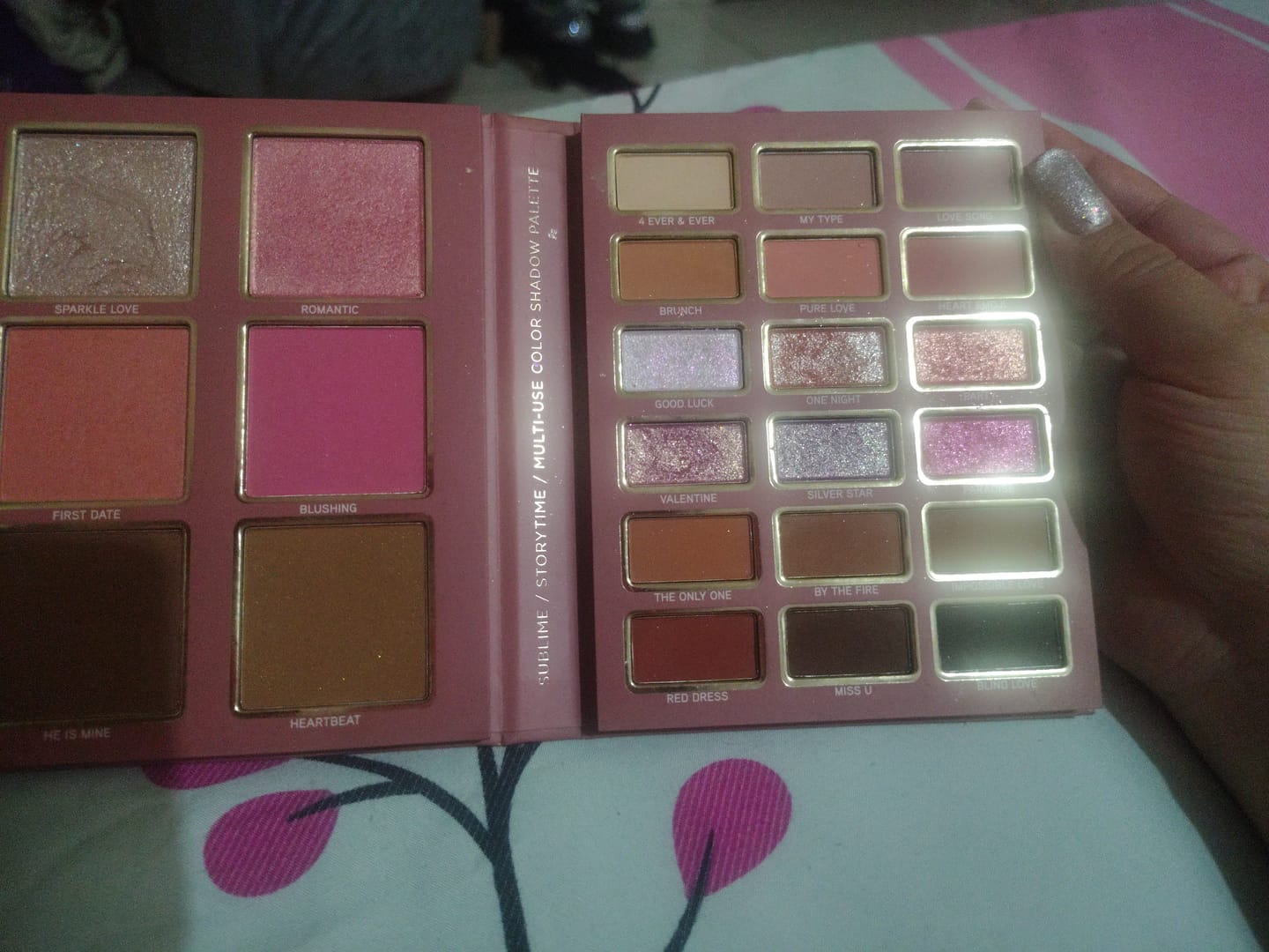 Customer photo review of PALETA DE SOMBRAS STORYTIME