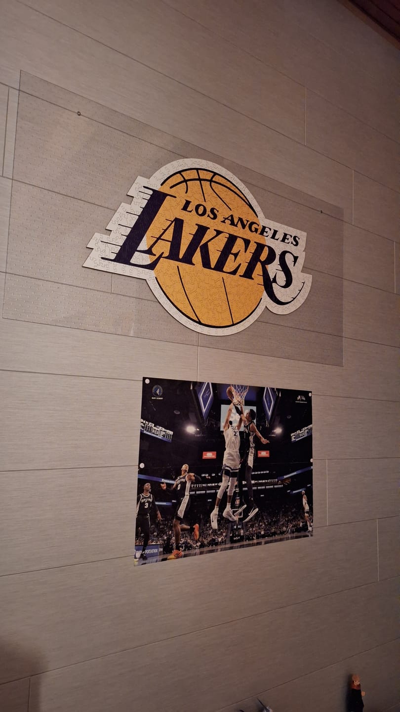 Customer photo review of Los Angeles Lakers™ - Wooden Puzzle
