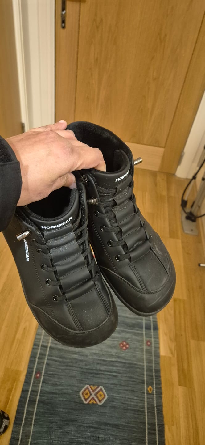 Customer photo review of Ash - Winter Barefoot Shoes