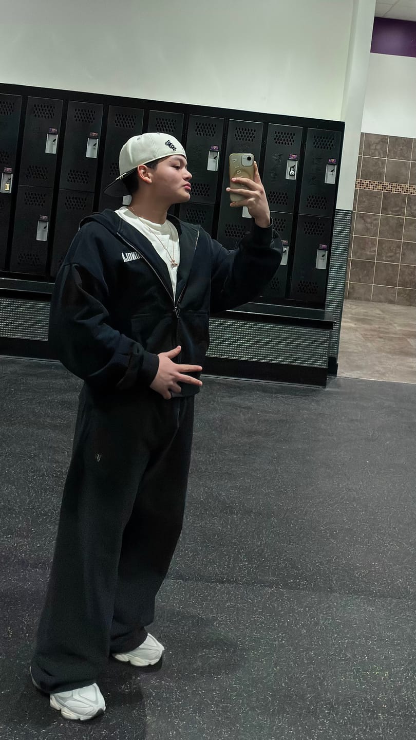 Customer photo review of 5062 - Heritage Zip-Up Hoodies