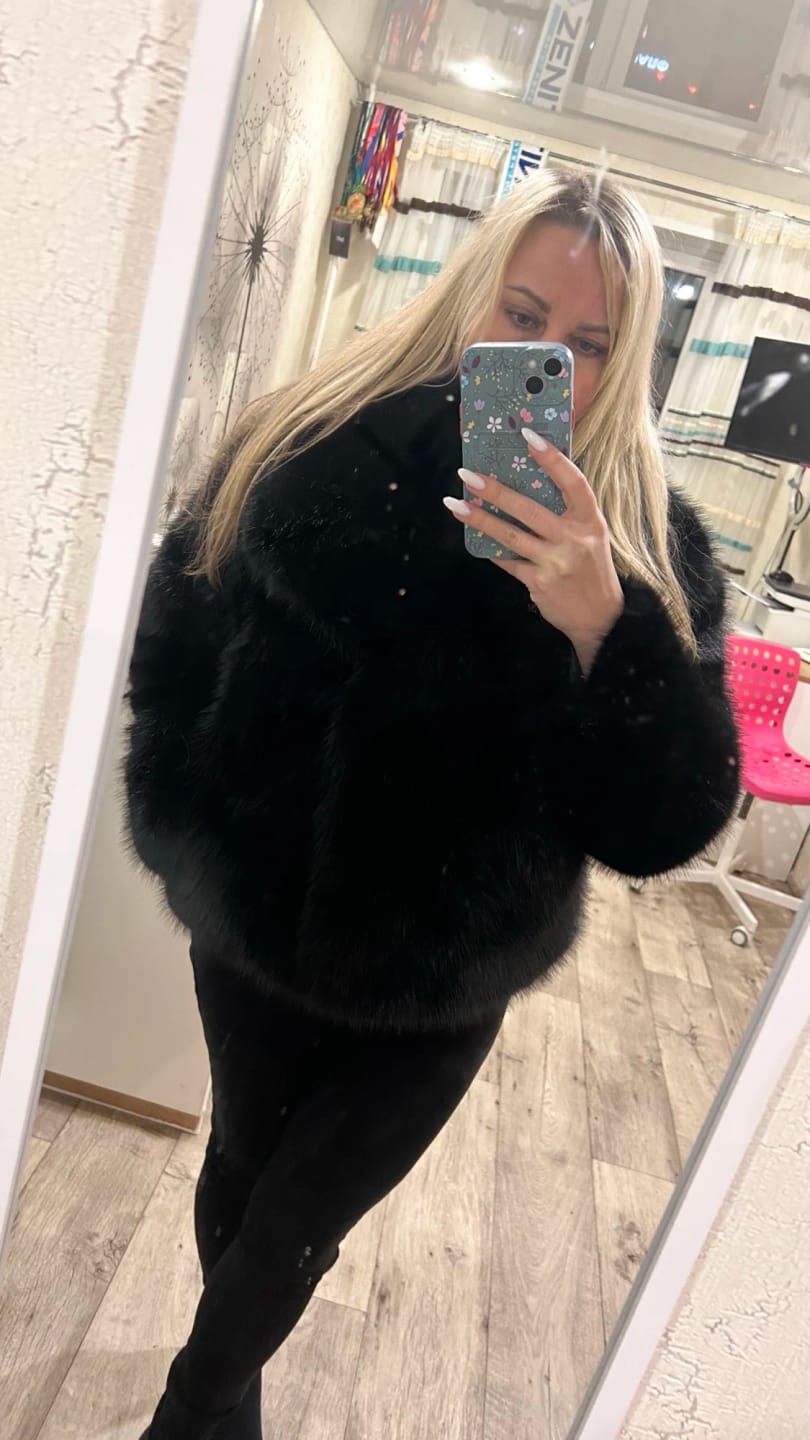Customer photo review of Empress Cropped Faux Fur Coat