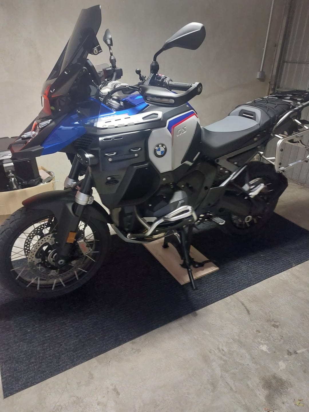 Customer photo review of MotoRacks – Motorcycle Luggage Pannier Racks