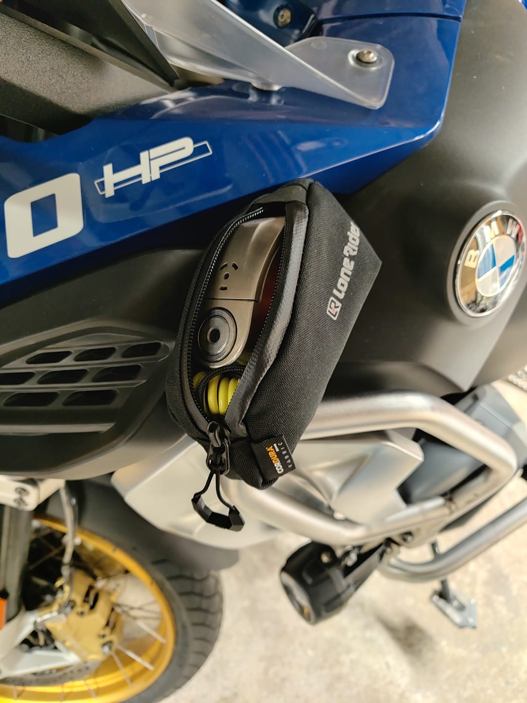 Customer photo review of Cockpit Hangry Pouch Set - BMW R1200/1250 GS / GS Adventure