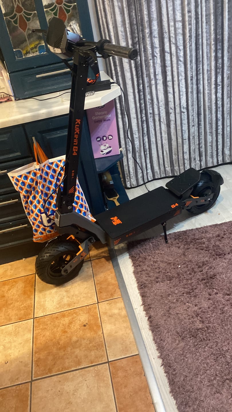 Customer photo review of KuKirin (Kugoo) G4 2025 Electric Scooter