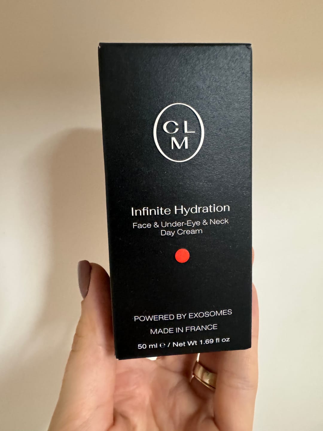 Customer photo review of Drėkinantis dieninis veido, paakių ir kaklo kremas 50ml