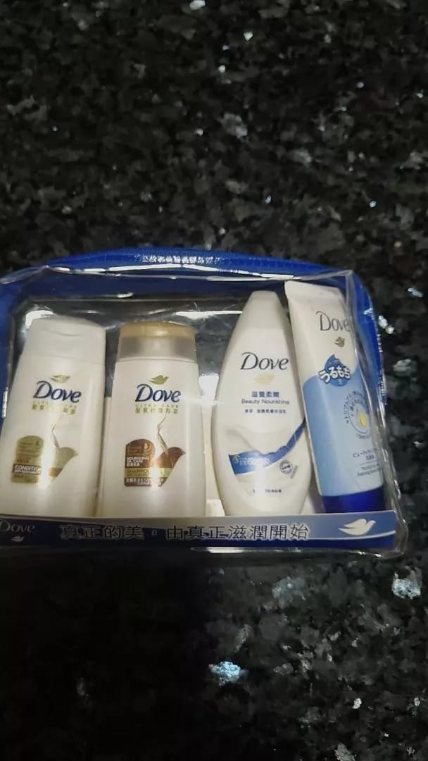 Customer photo review of Dove Travel Set: Cond50ml+Sham50ml+Fac Foam30g+BWash45g 4pcs
