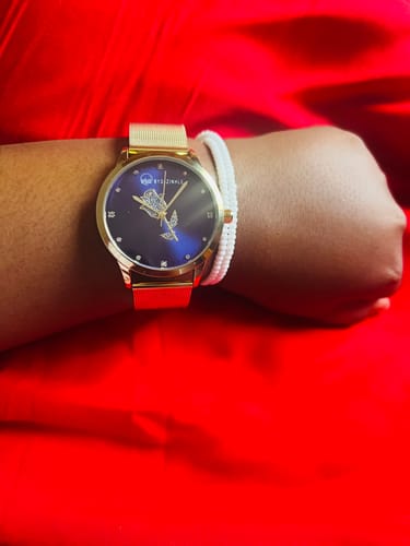 Customer photo review of Golden Rose – Midnight Edition