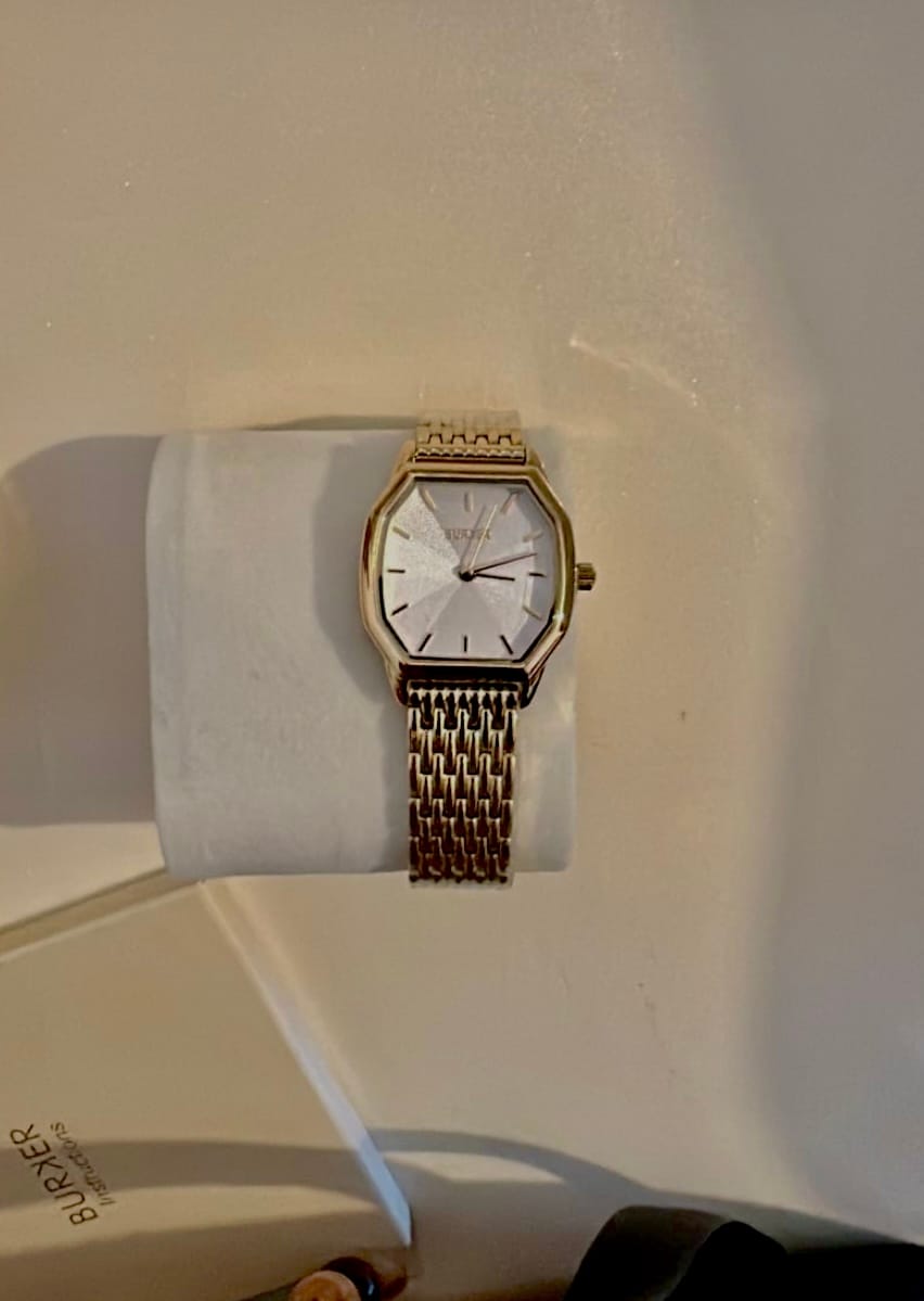 Customer photo review of Julia Gold White