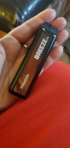 Customer photo review of Breeze Pro Disposable Vape