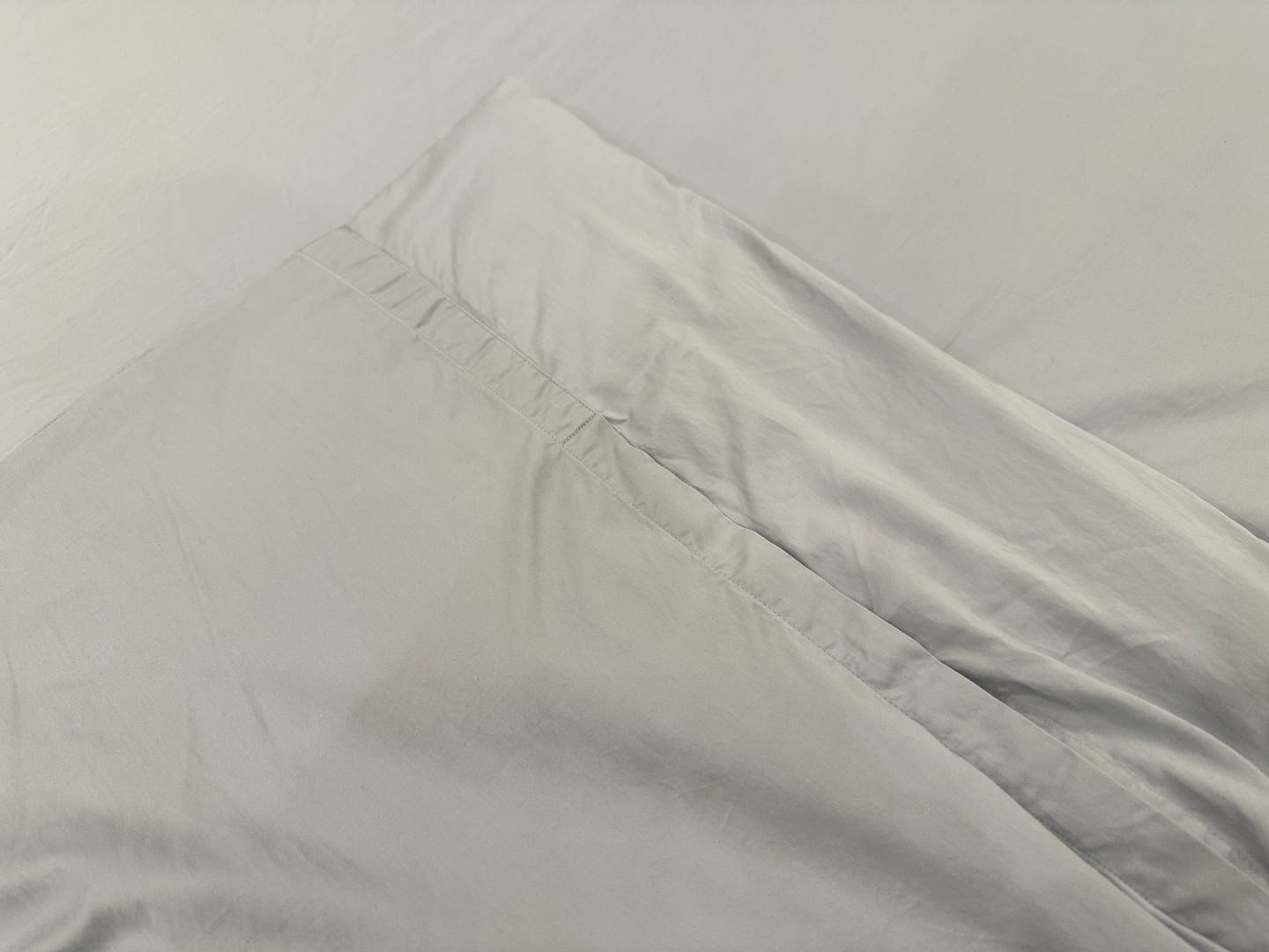 Customer photo review of Luxe Tencel-Cotton Duvet Cover