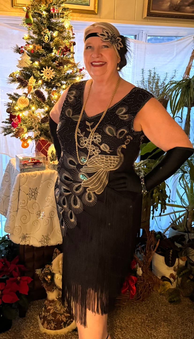 Customer photo review of Lena Plus Size 1920s Flapper Dress - Black