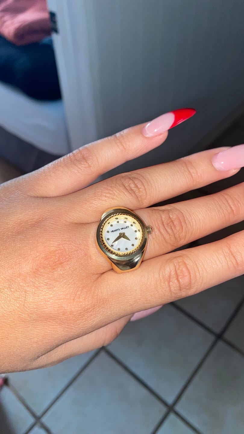 Customer photo review of Vivienne Watch Ring