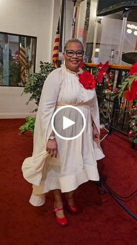 Customer video review of Angel Linen Flowy Dress