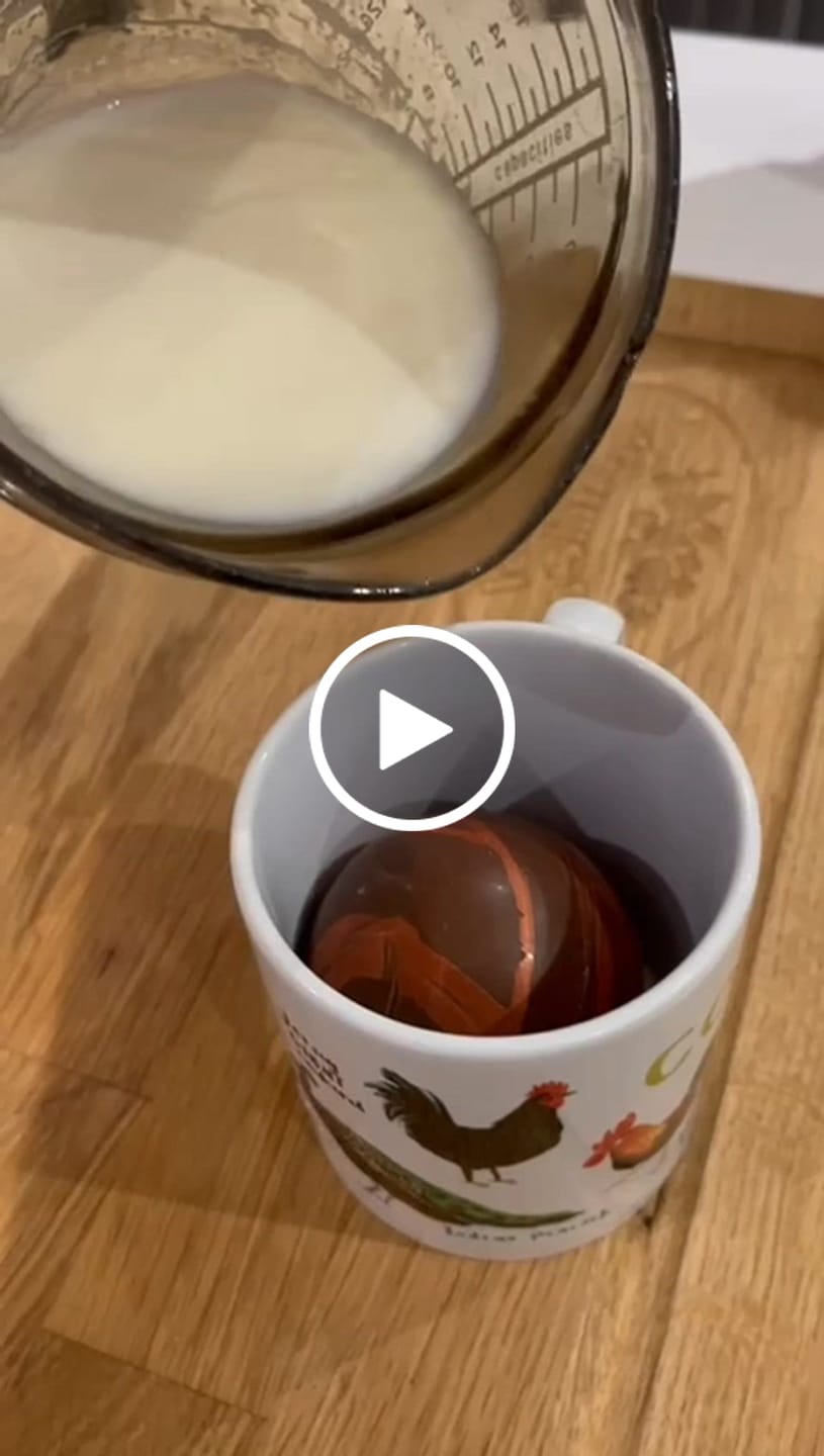 Customer video review of Cocks Ceramic Bird Mug
