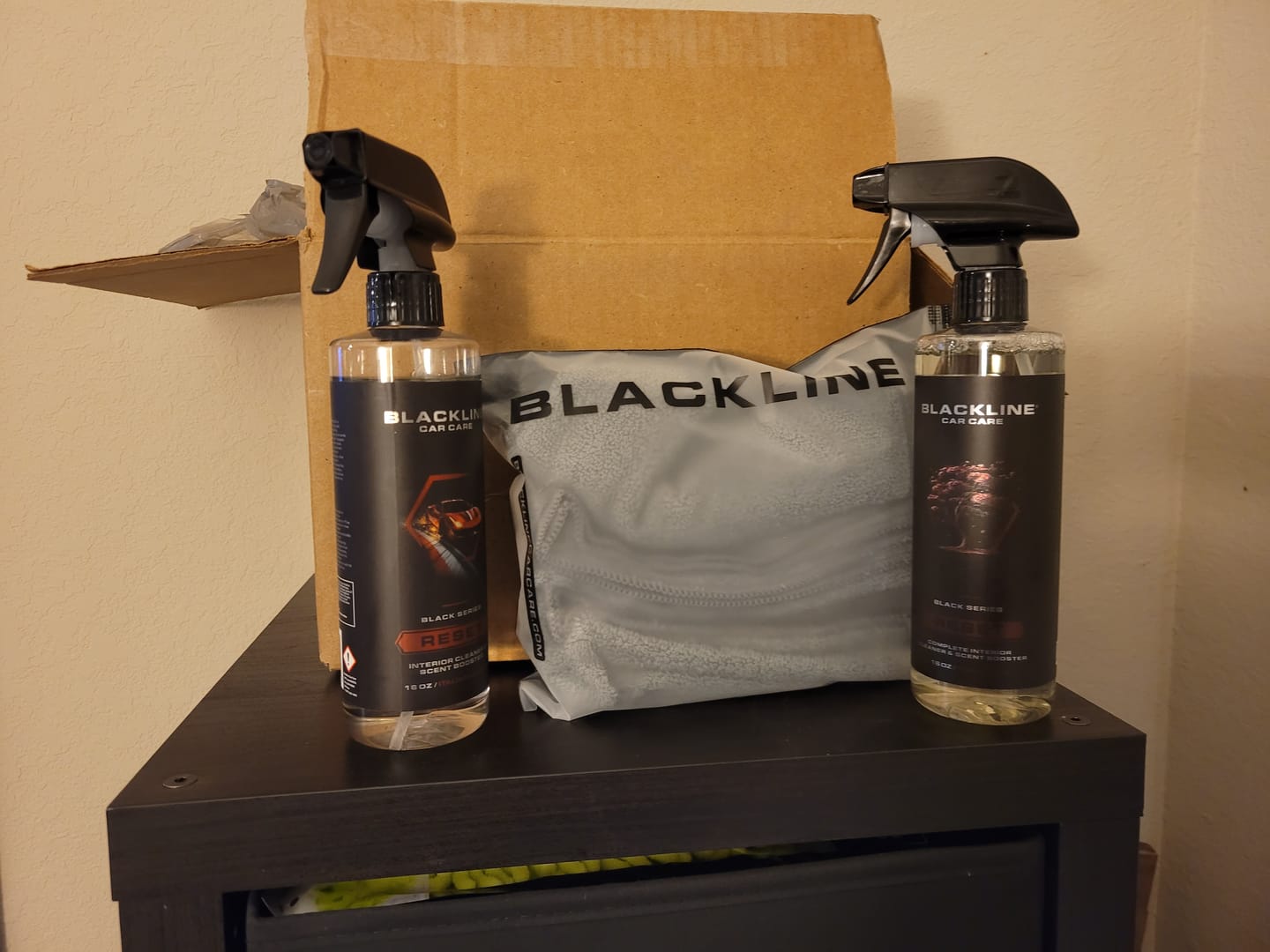 Customer photo review of BLACKLINE® EveryDay Microfiber Towels