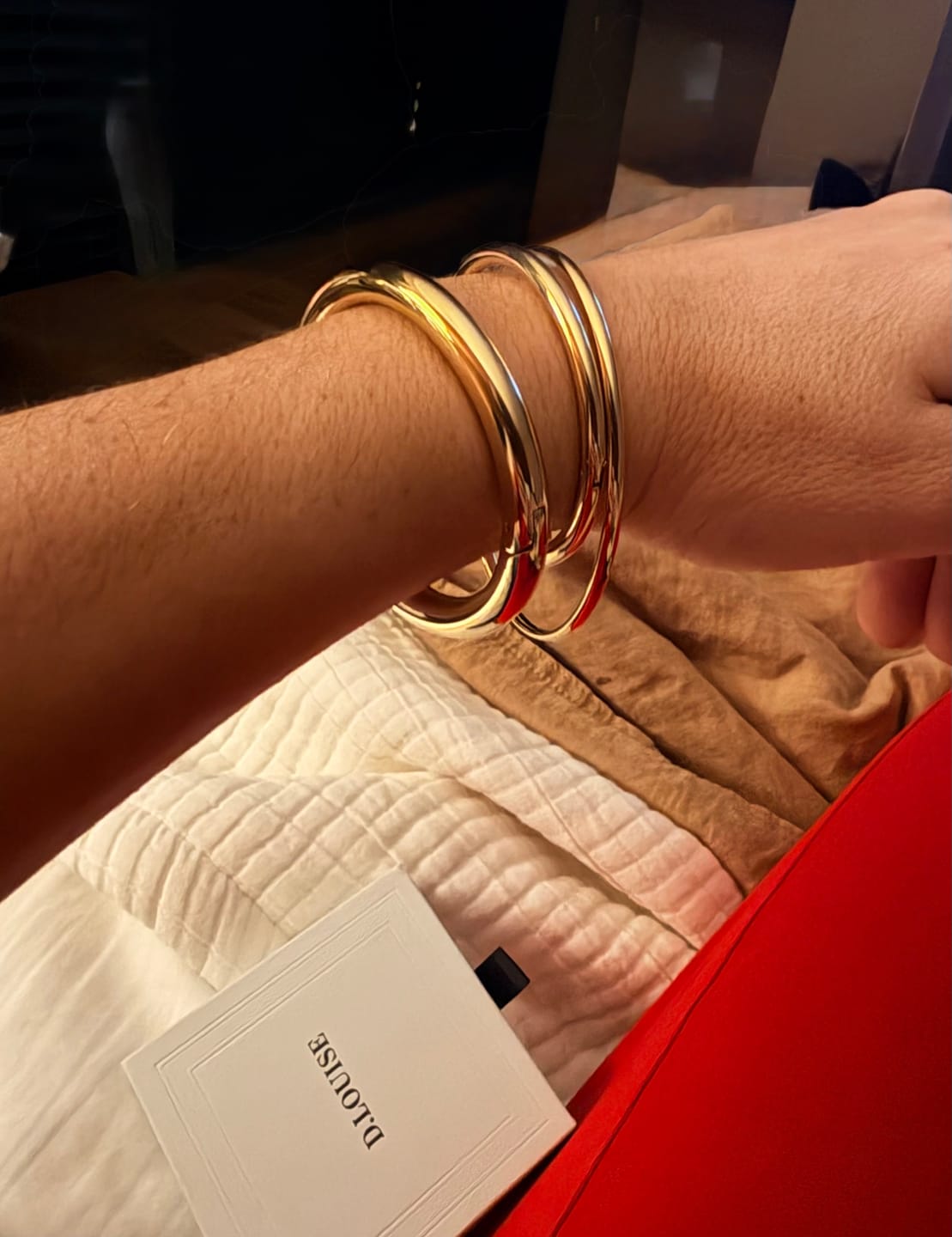 Customer photo review of Bold Oval Bangle