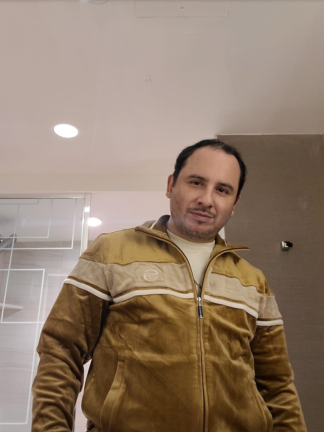 Customer photo review of Damarindo Velour Track Jacket- Bronze Brown