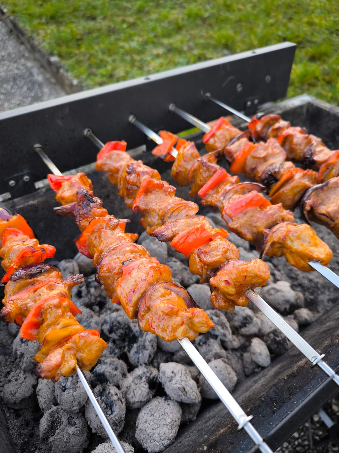 Customer photo review of Schweine-Schaschlik Knoblauch-Pfeffer – würzig & traditionell | mySchaschlik
