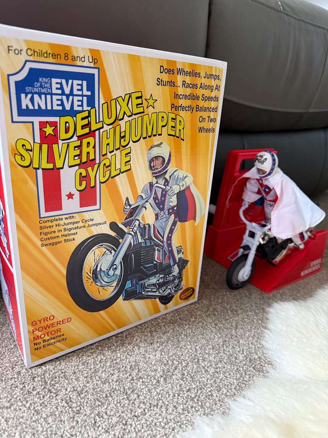 Customer photo review of Evel Knievel Deluxe Silver High Jumper Stunt Cycle