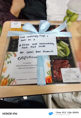 Customer photo review of Borneo Island Fruit Platter (L) [Not Available on 24, 25 December - Available in KL & Selangor only]
