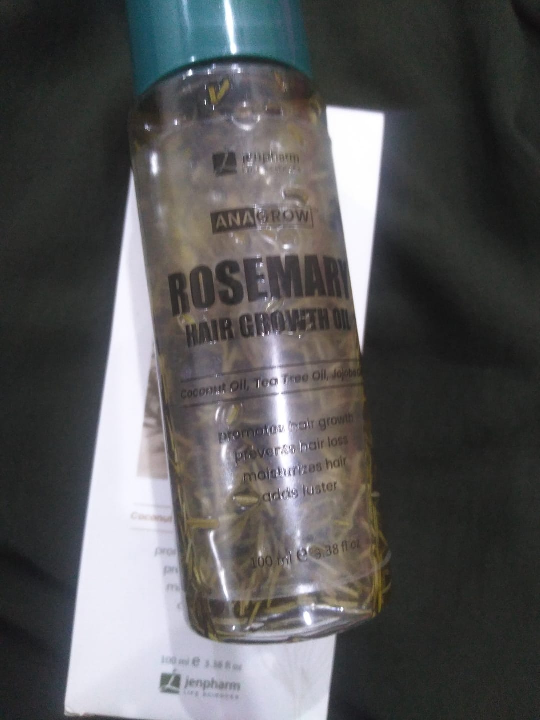 Customer photo review of Anagrow Rosemary Hair Oil