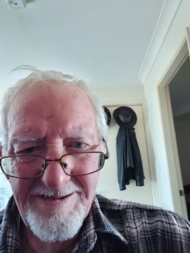 A close-up selfie of the reviewer.