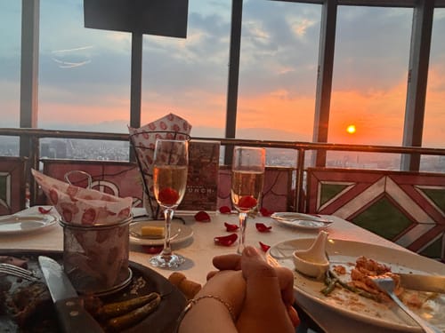 Customer photo review of Cena Romántica