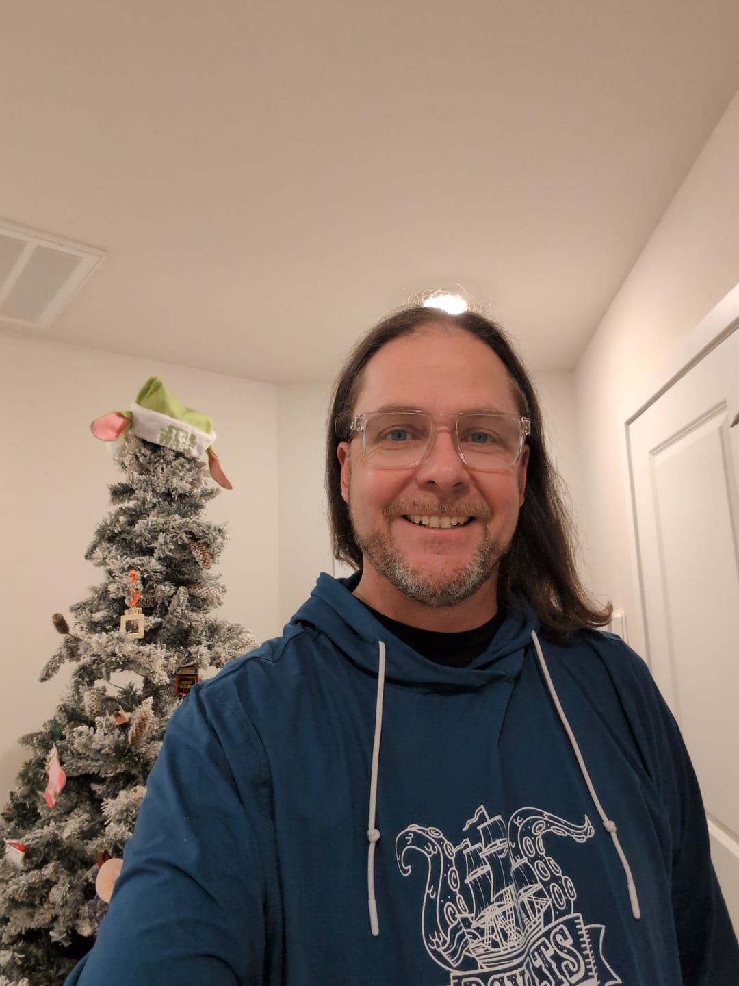 Customer photo review of Sea Ya Later! – Performance Hoodie