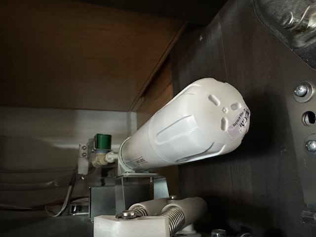 Customer photo review of Sub Zero 4204490 Refrigerator Water Filter