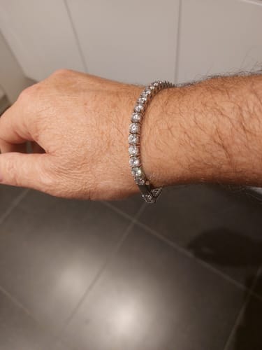 Customer photo review of TENNISBOY BRACELET. - 5MM