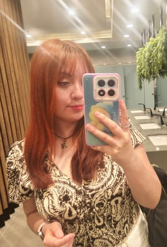 Reseña con foto de un cliente sobre Henna Jamila Hair -  Cobrizo Natural y Duradero  👩🏼‍🦰