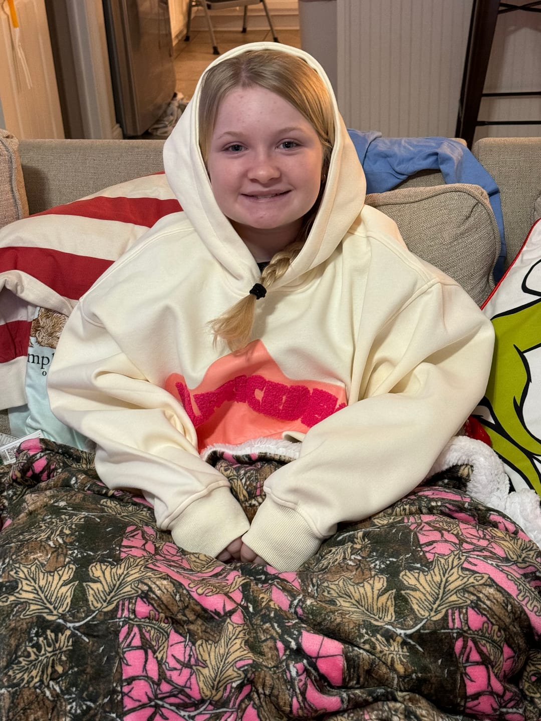 Customer photo review of Aelfric Eden Vintage Embroidery Eden Star V303 Hoodie