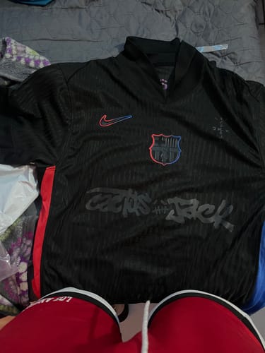 Customer photo review of Barcelona Visita X Travis - 24/25