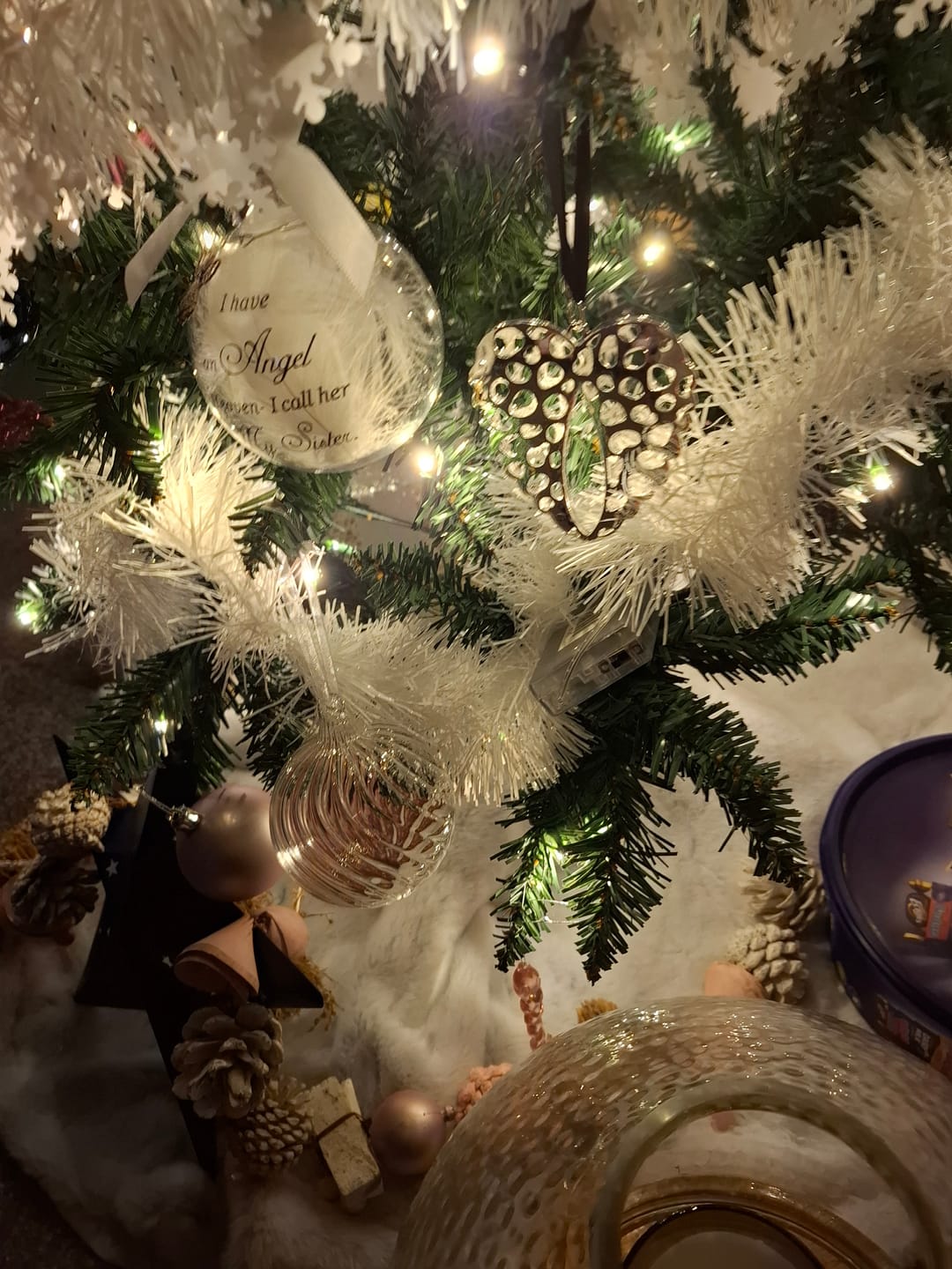 Customer photo review of Allegro Christmas Bauble