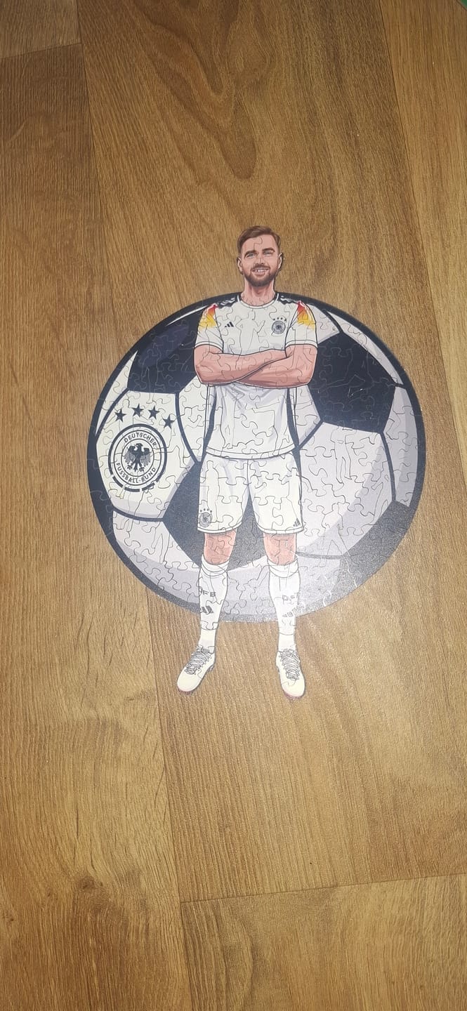 Customer photo review of Niclas Füllkrug - Holzpuzzle
